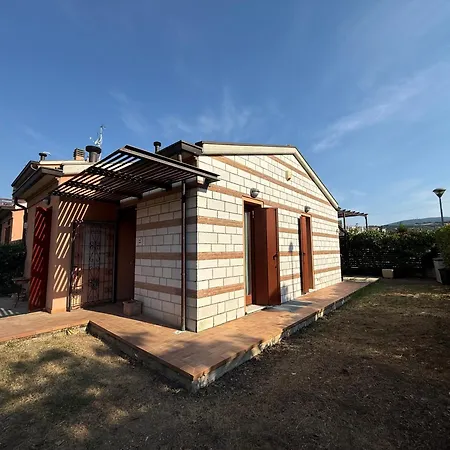 S377- Sirolo, Ampio Bilocale Con Giardino Apartamento Casa Petromilli