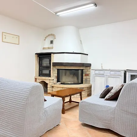 S377- Sirolo, Ampio Bilocale Con Giardino *